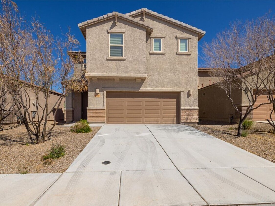 Primary Photo - 4 Bedroom, 2.5 Bath with Loft