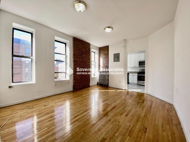 Building Photo - 941 Amsterdam Avenue