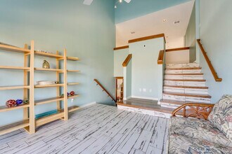 Building Photo - 15237 Isabella Ct