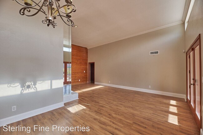 Foto del edificio - 3 br, 2 bath House - 1137 N Winthrop Cir