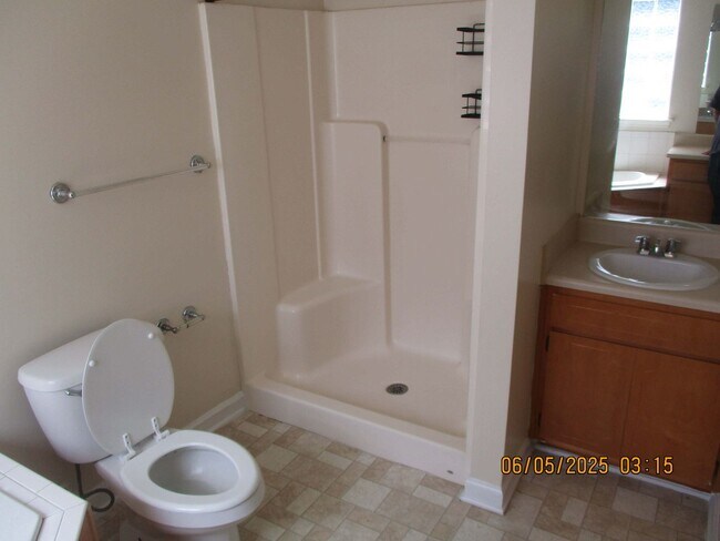 Foto del edificio - 139 Twelve Oaks Ct