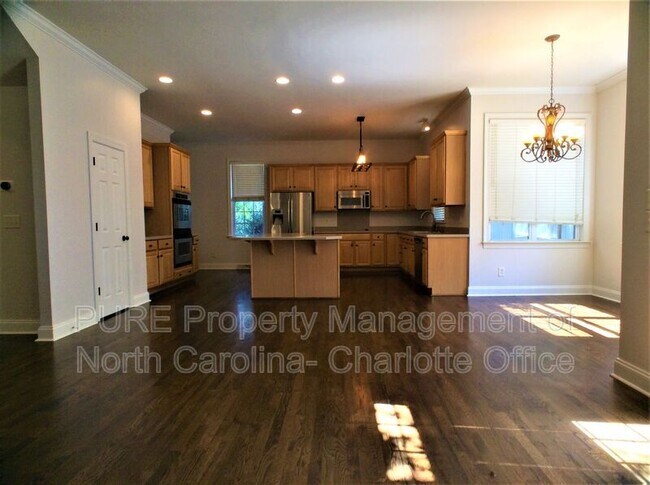 Foto del edificio - 14225 Bankside Dr
