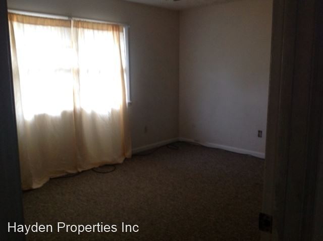 Building Photo - 2 br, 1 bath House - 133 LakeView Trail