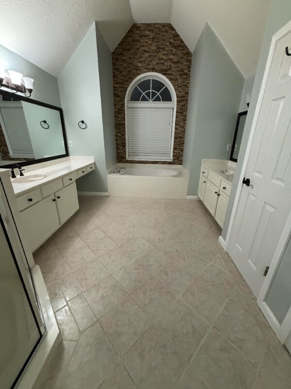 Foto del edificio - 7320 Carriage Creek Rd