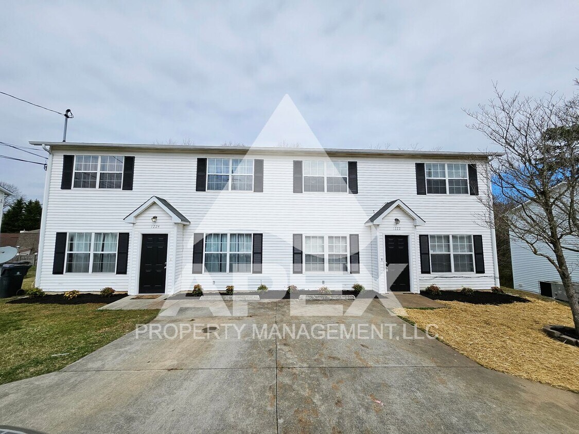 Foto principal - **MOVE-IN SPECIAL** 1/2 off 1st month! Bea...