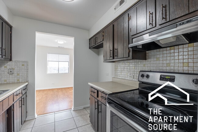 Foto del edificio - 2300 N Harlem Ave