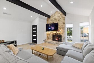 Building Photo - 5302 Woodmoor Dr