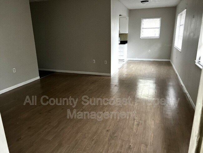 Foto del edificio - 7501 35th St N