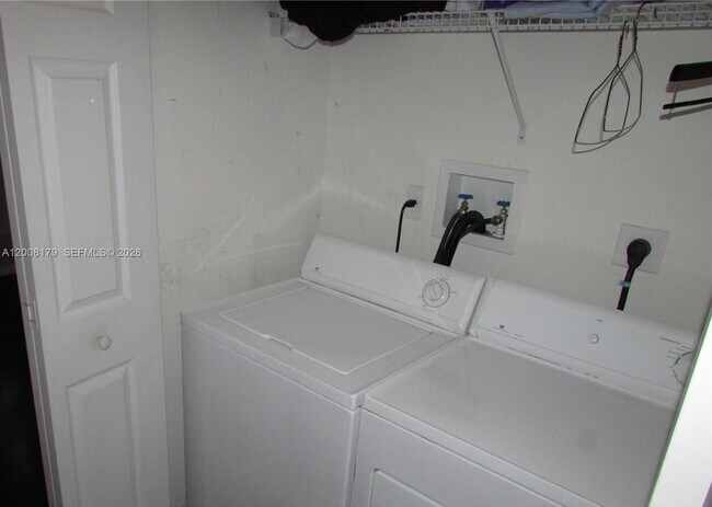 Foto del edificio - 10763 NW 83rd Terrace