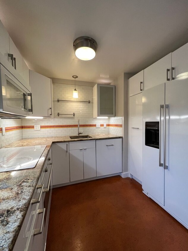 Primary Photo - AMAZING LOCATION 2 Bed 1 Bath Condo of Wes...