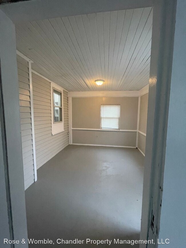 Building Photo - 4 br, 2.5 bath House - 814 Harrington Avenue