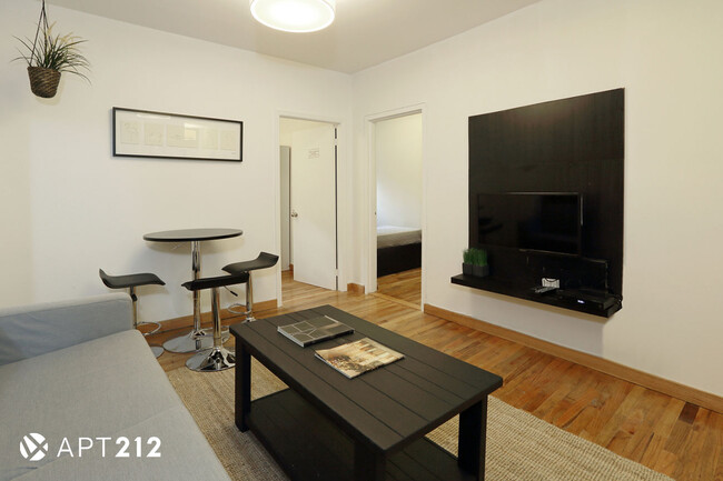 Building Photo - 174 Elizabeth St