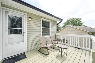 Building Photo - 214 Bridgefield Pl