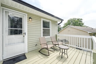 Building Photo - 214 Bridgefield Pl