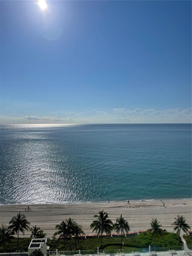 Building Photo - 19111 Collins Ave