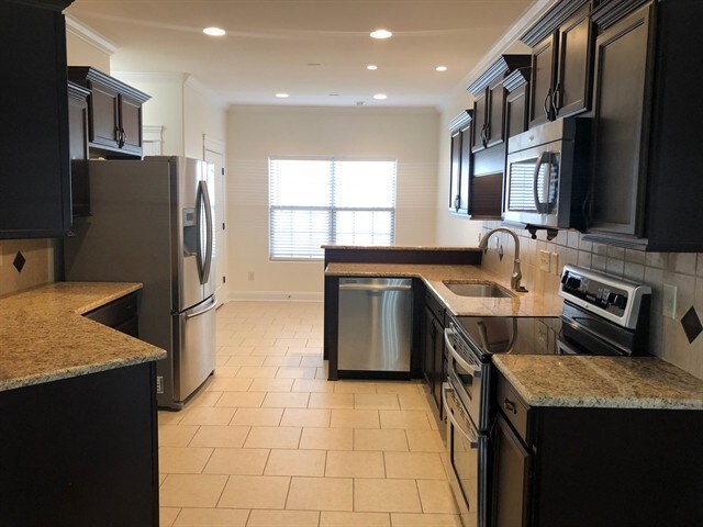 Foto del edificio - 5305 Cloister Dr