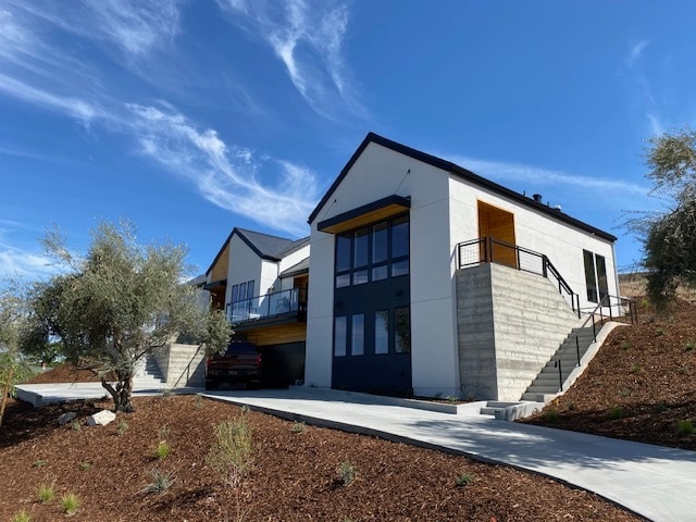 Building Photo - 306 Maplewood Ct