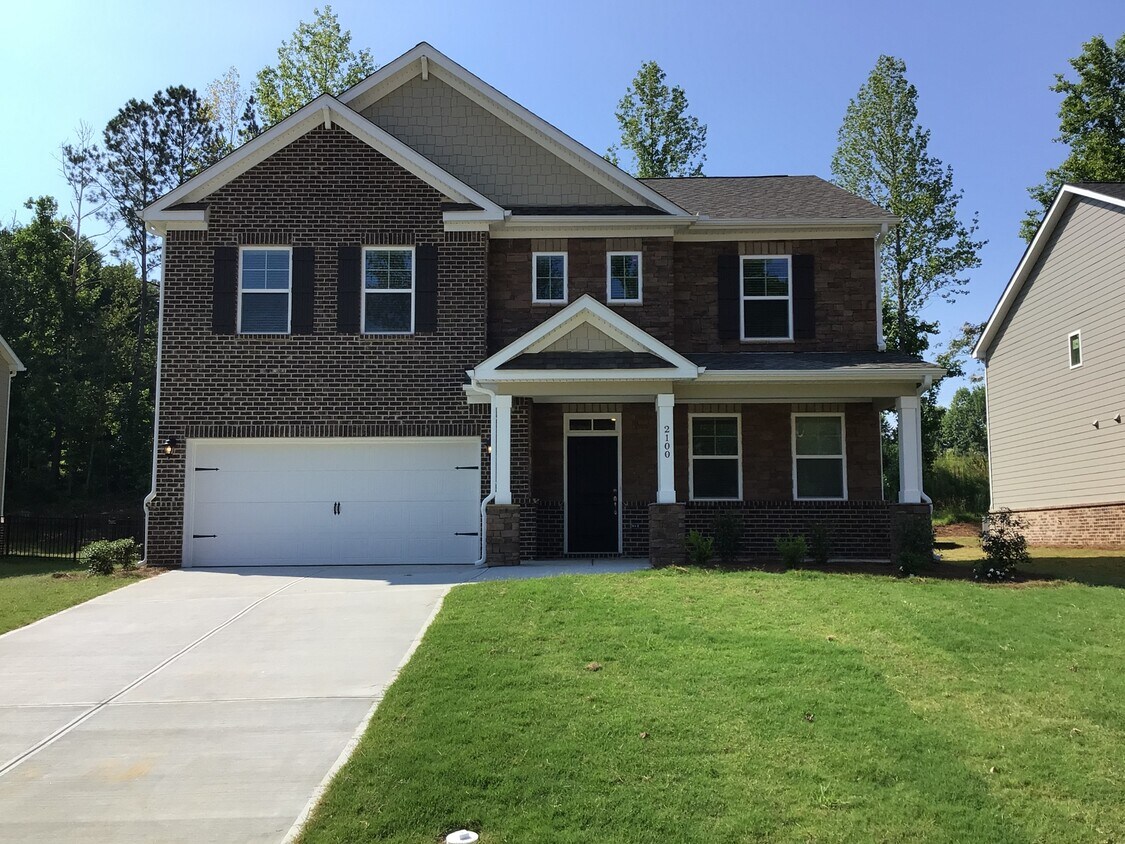 2100 Brook Enclave Trail House Rental in Lilburn, GA