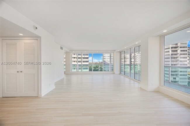 Foto del edificio - 2100 S Ocean Dr