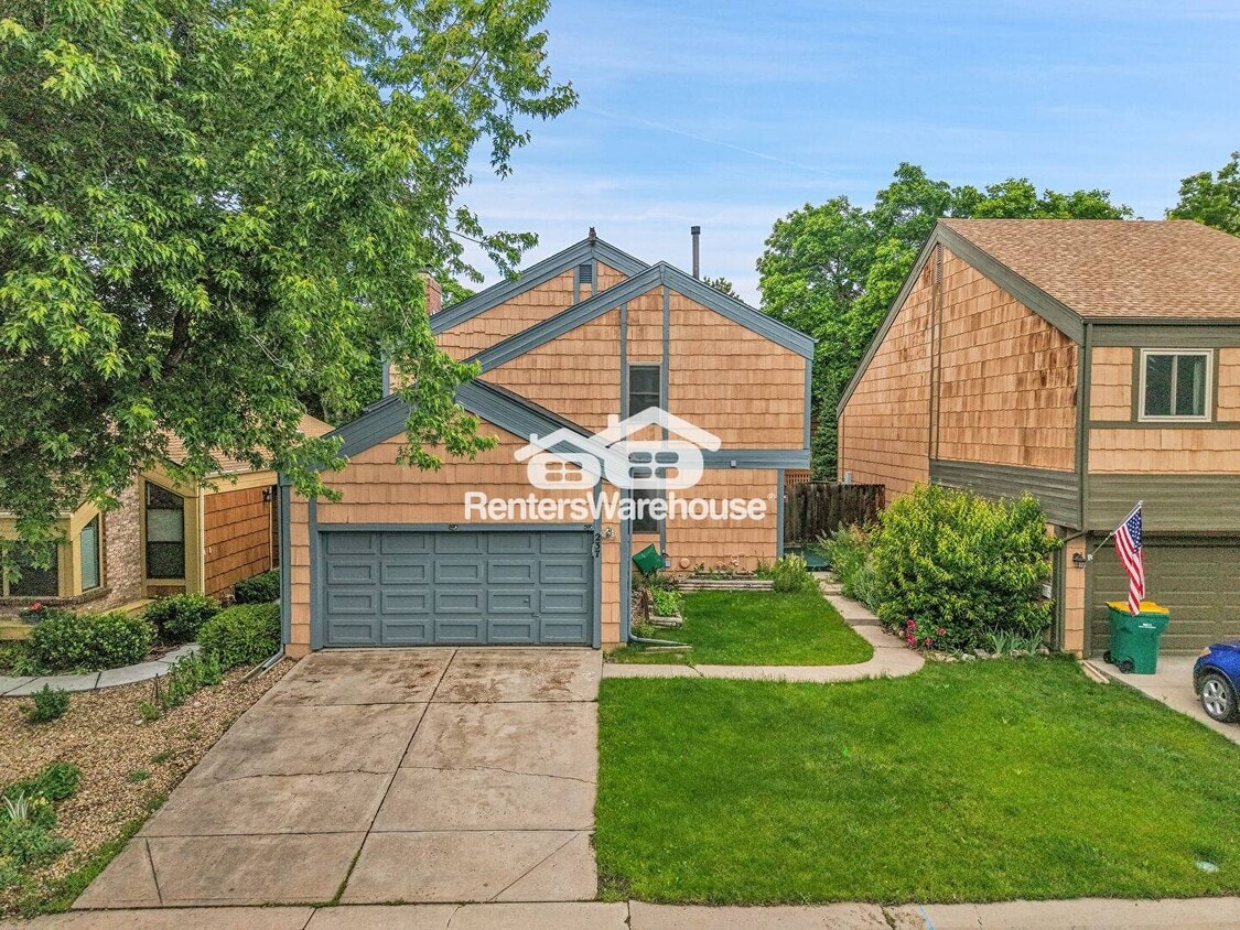 Foto principal - 10222 W Ida Ave
