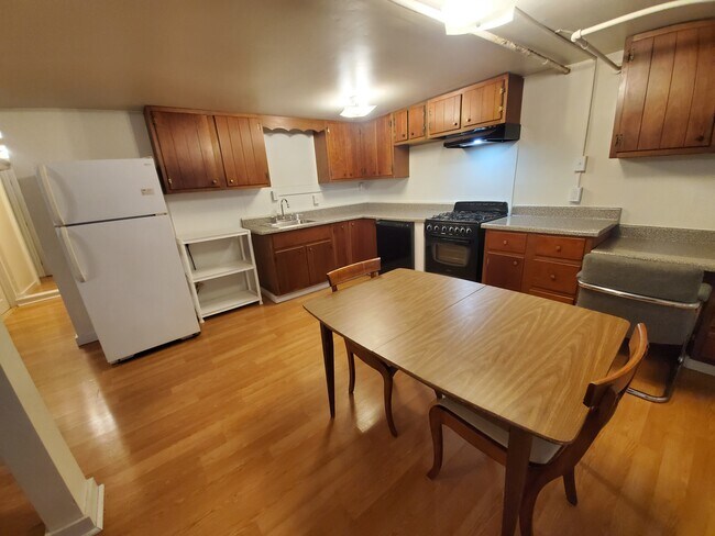 Foto del edificio - 105-107 N Quarry St