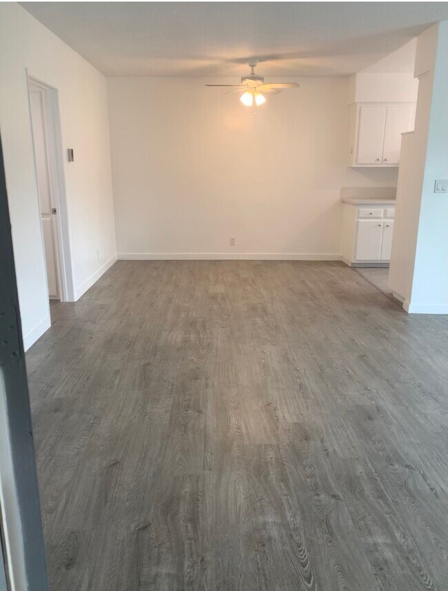 Living Room - 2346 Kerwood Ave