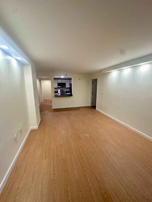 Photo - 10 Museum Way Apartment