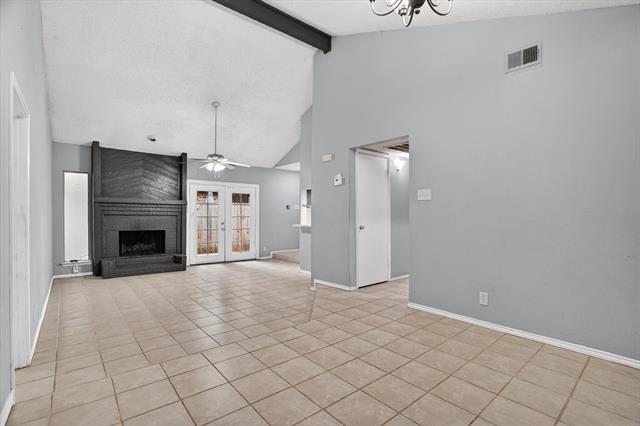 Foto del edificio - 231 Shady Ln Dr