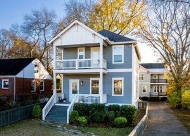 Building Photo - 3 Bed, 3 Bath East Nashville Beauty!
