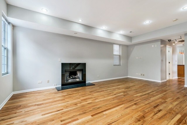 Foto del edificio - 1256 N Wood St