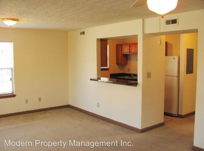 Building Photo - 2841 Ryan Cir