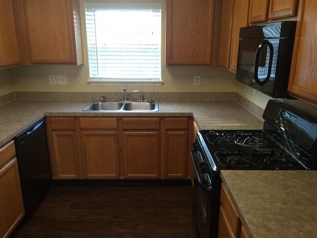 Building Photo - 11197 Windlesham Ct