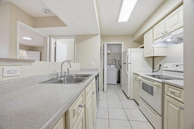 Building Photo - 3020 Parkway Blvd