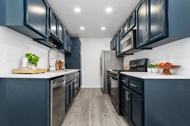 Foto del edificio - 20553 S Vermont Ave