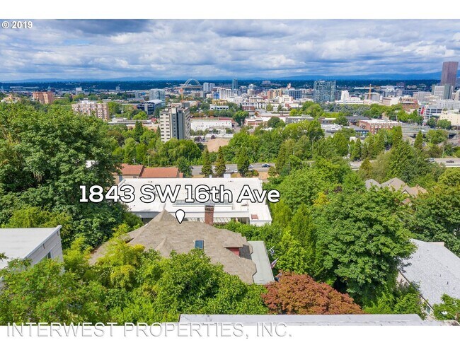 Foto del edificio - 1843 SW 16th Ave