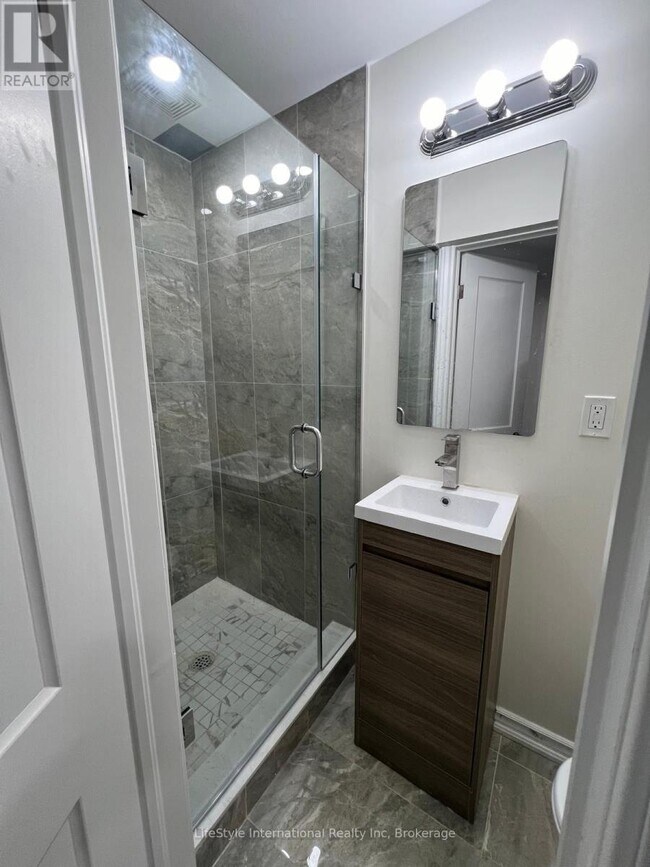 Photo du bâtiment - 87 Mussen St