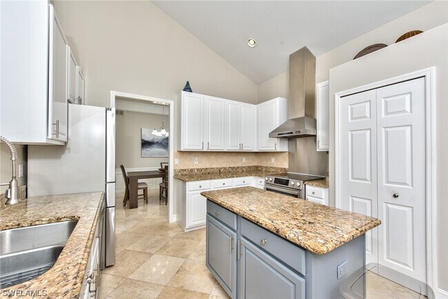 Foto del edificio - 12970 Brynwood Way