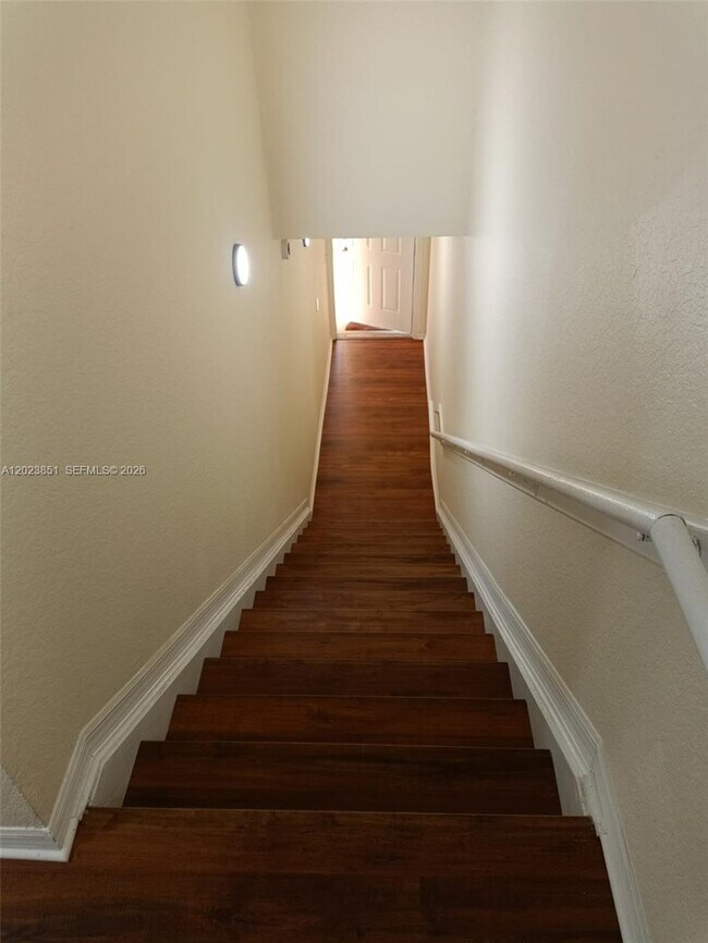 Foto del edificio - 2707 Belmont Ln