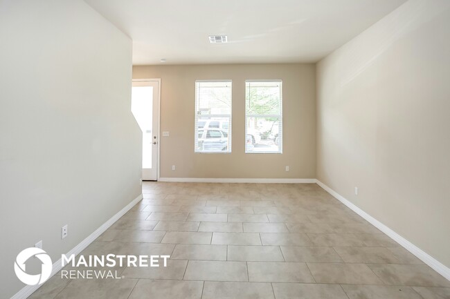 Foto del edificio - 2000 N 36th St