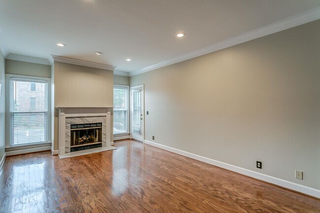 Building Photo - 203 Sloan Rd