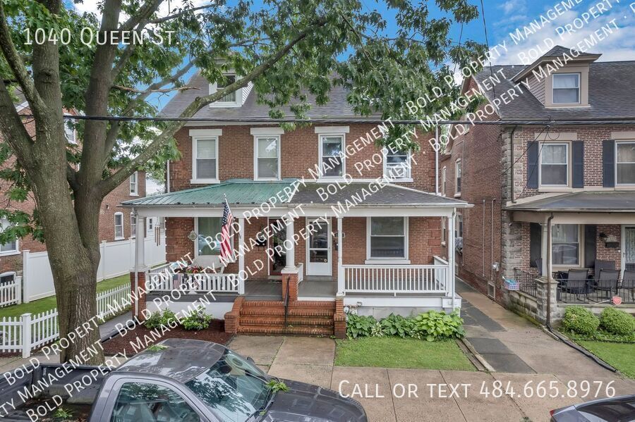 Foto principal - 1040 Queen St