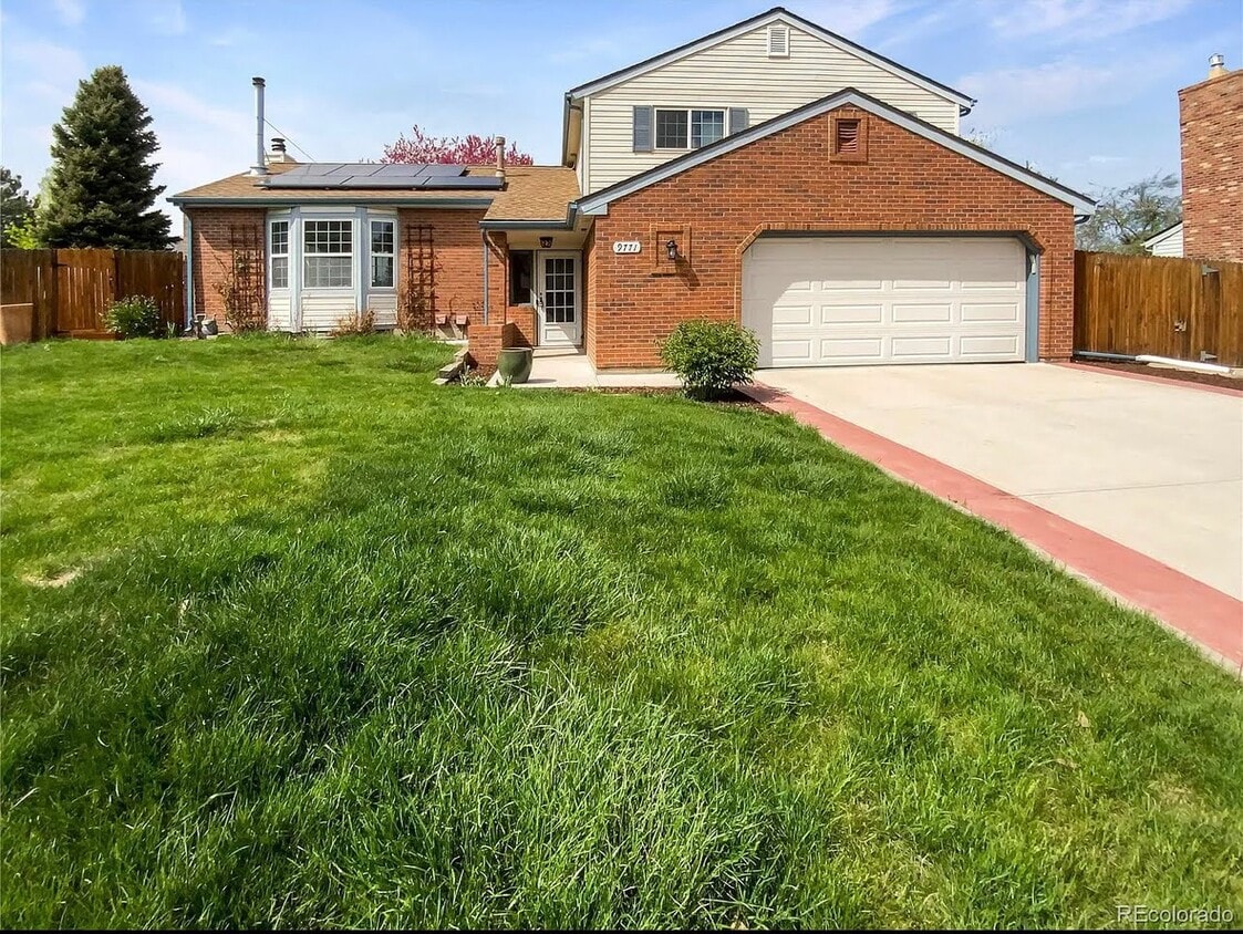 Primary Photo - 9771 W Fremont Pl