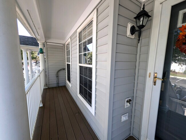 Foto del edificio - 1512 Danewood Ct
