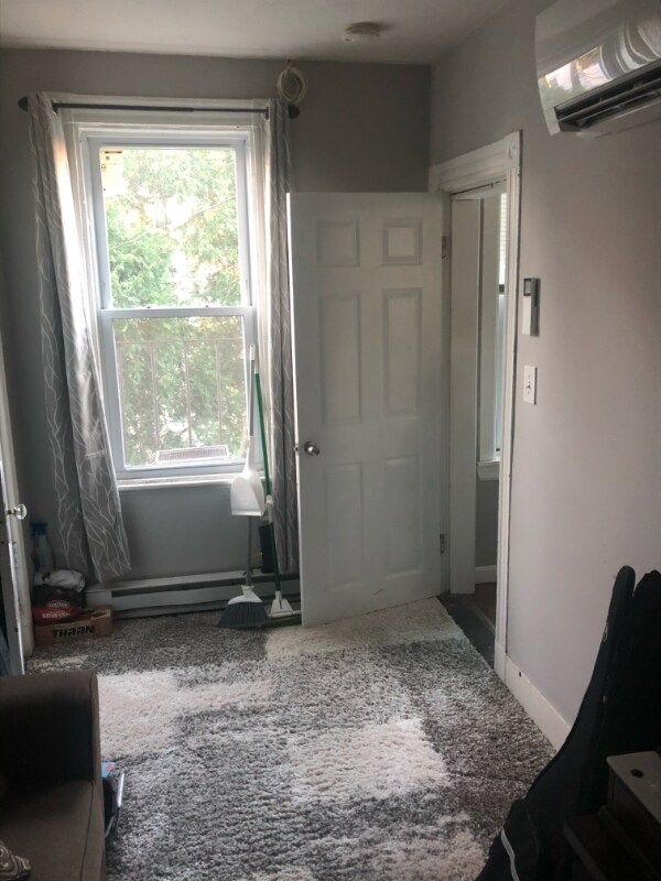 Foto del edificio - 362 Princeton St