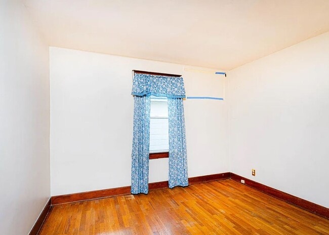 Foto del edificio - 1543 Maine St