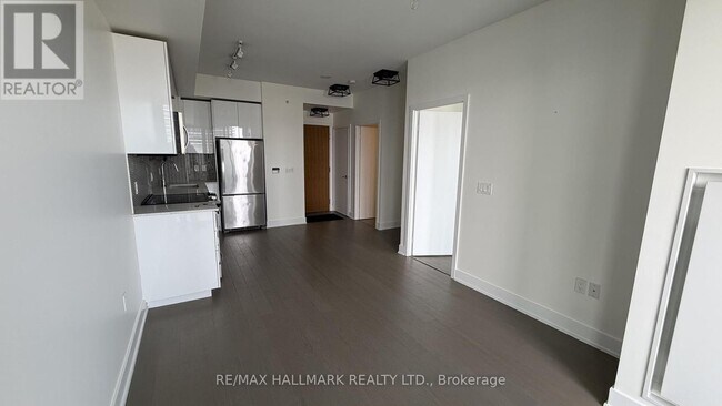 Building Photo - 30 Shore Breeze Dr