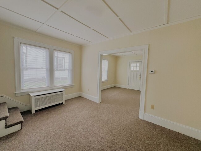 Building Photo - 105 Livingston Ave