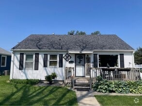 Building Photo - 929 N Webster Ave