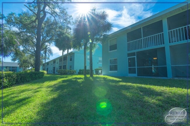 Building Photo - ***NORTH NAPLES***PIPER'S POINTE***ANNUAL*...