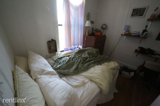 Foto del edificio - 335 E 13th St